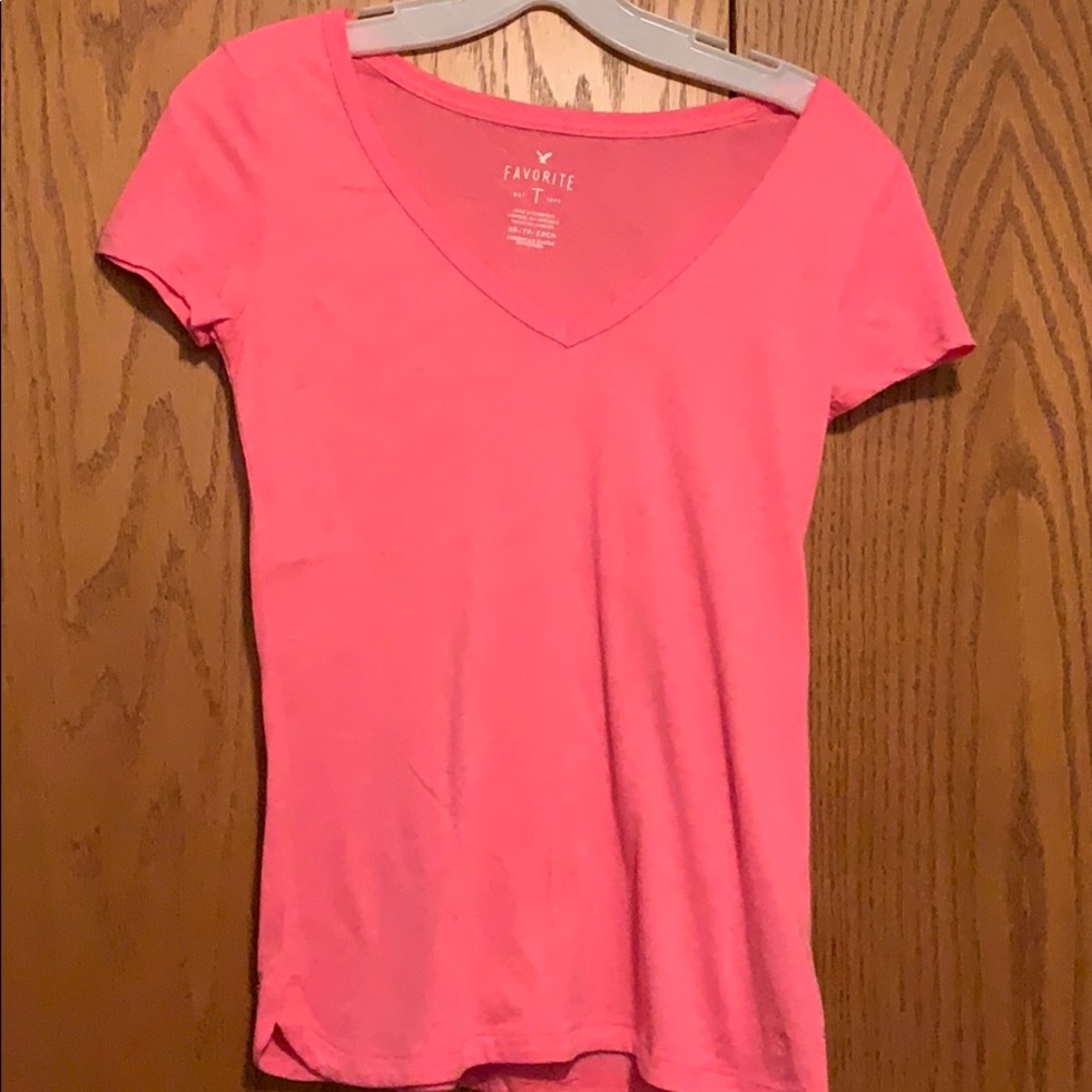 American Eagle favorite tee.